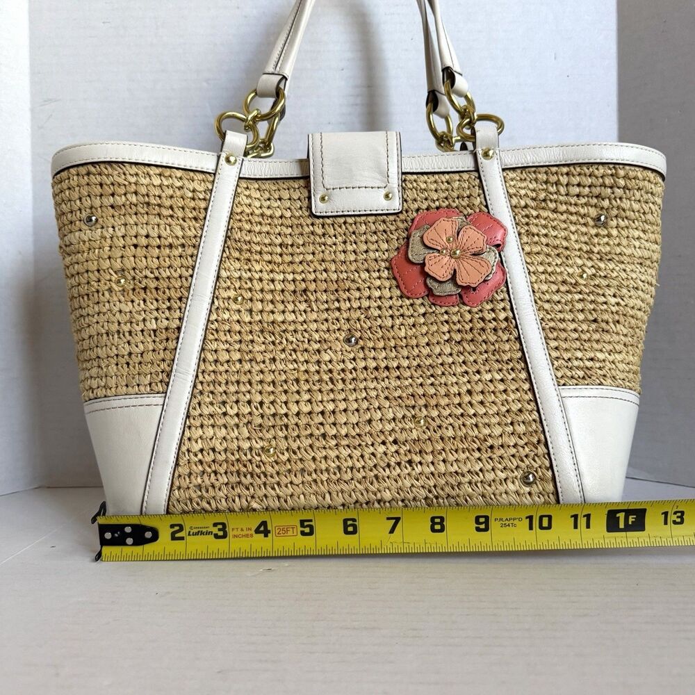 Coach Hampton Floral Applique Straw Weekend Coral White Tote Shoulder Bag 19347 - Picture 4 of 16